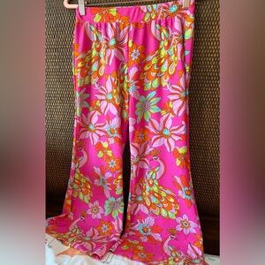 Jude Connally Lolly pants
Pink and Orange Floral Pants